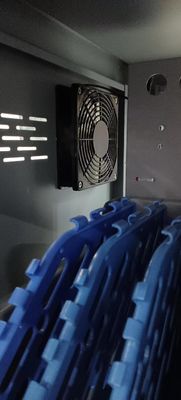 CE AC Carregamento DC Carregamento e USB Tipo-A Tipo-C Armazenamento em cofre Ipad Carrinho de carregamento Cabine de carregamento móvel com rodas