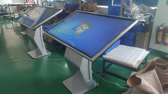 Totem Digital Certificado ROHS A melhor sinalização digital para o sistema operacional Windows 10